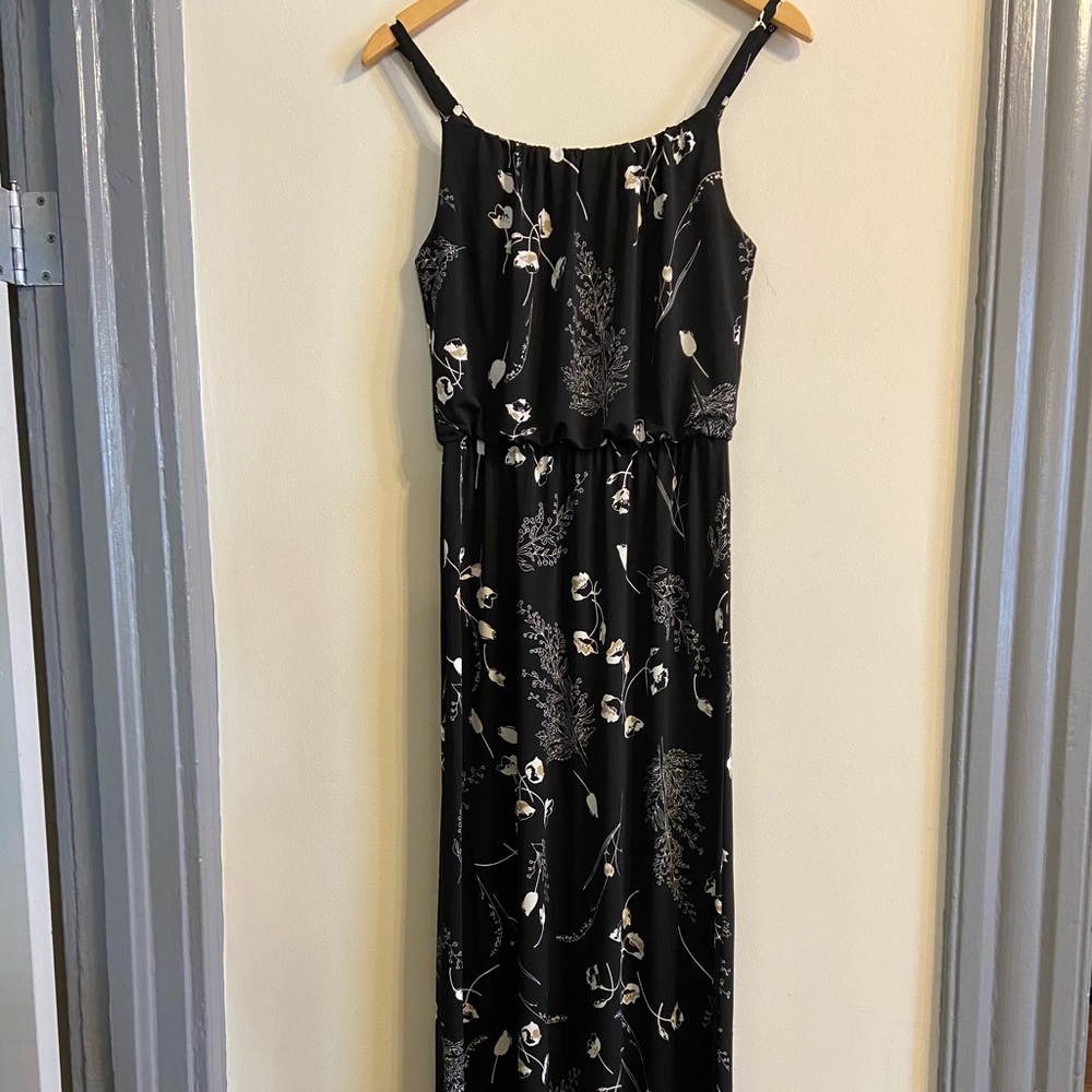 White house black market column dress